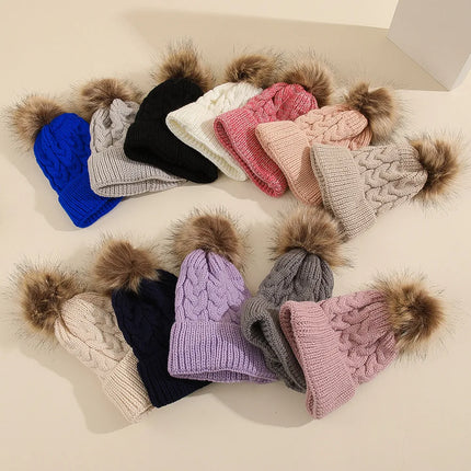 Mini Fashion - Egen skrifttype - Hat med pompon