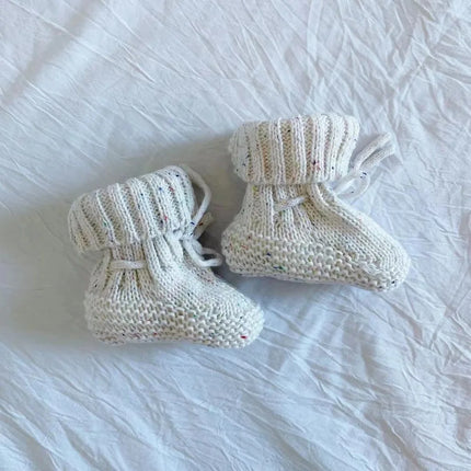 Mini Fashion - Warm & Stylish - Knitted Baby Shoes