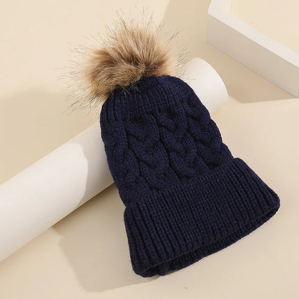 Mini Fashion - Egen skrifttype - Hat med pompon